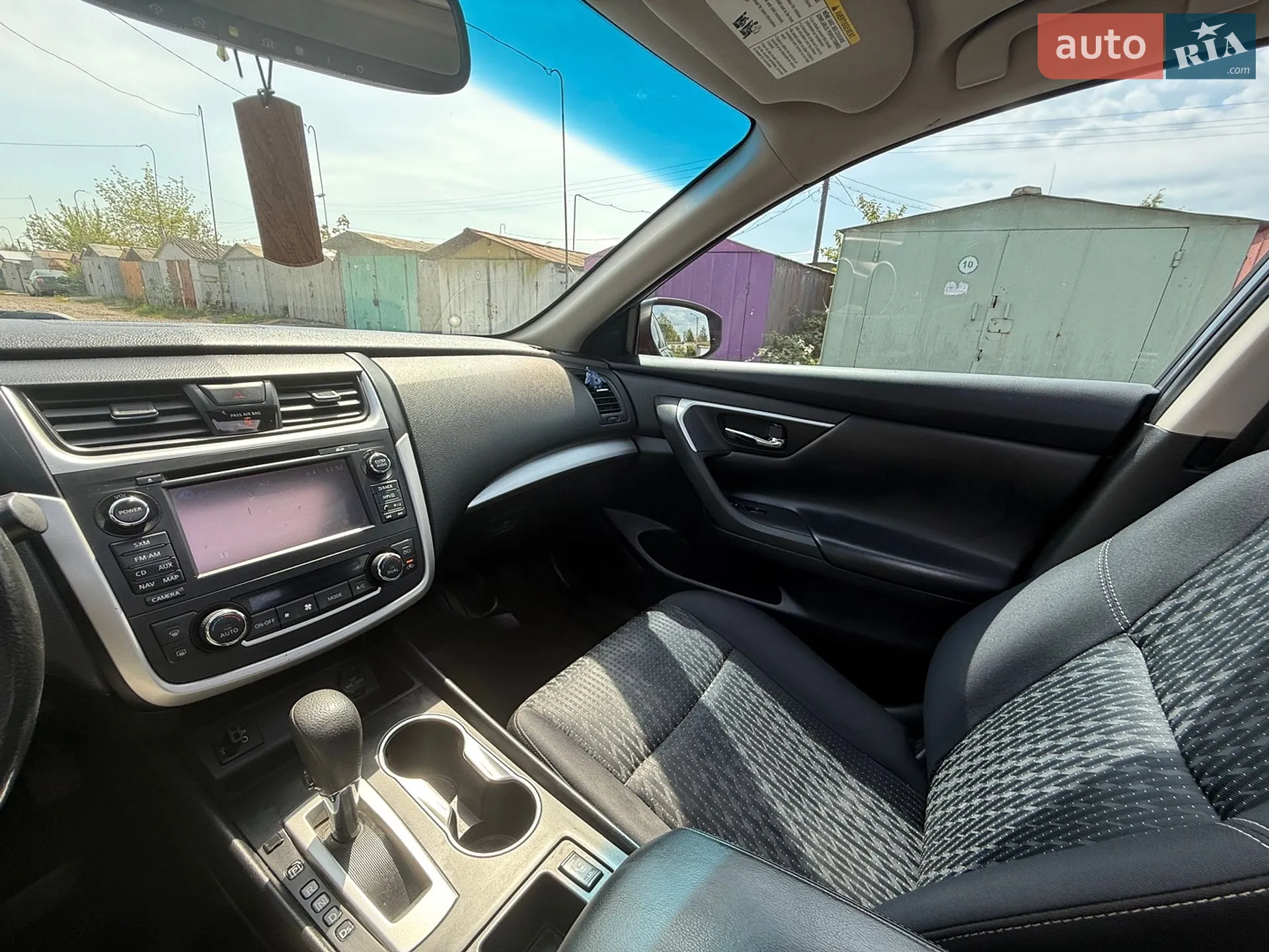 2016 Nissan Altima - мініатюра 13