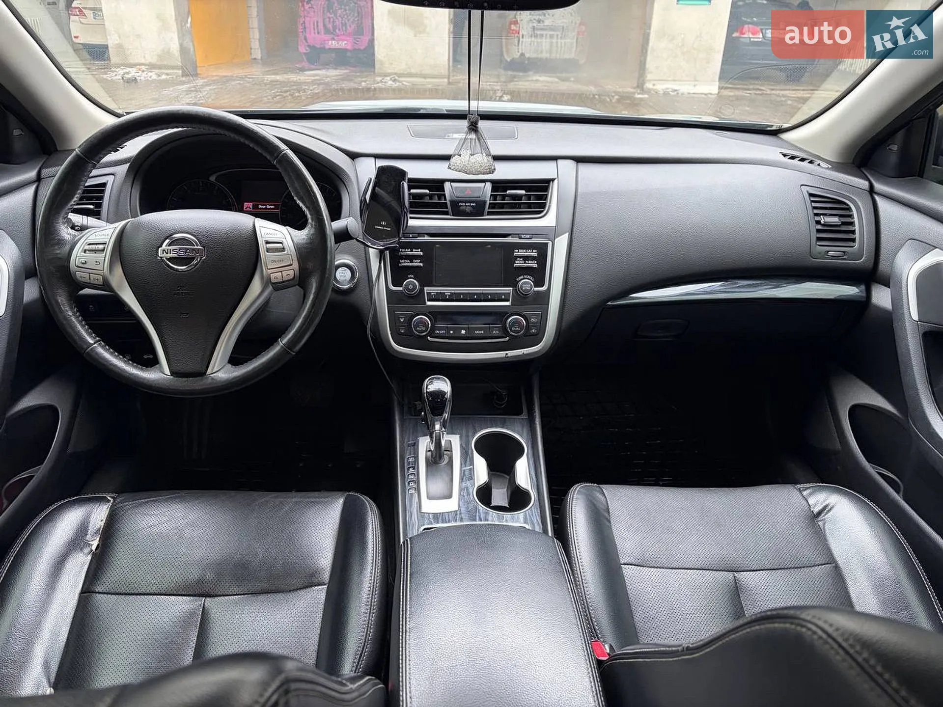 2017 Nissan Altima - мініатюра 5