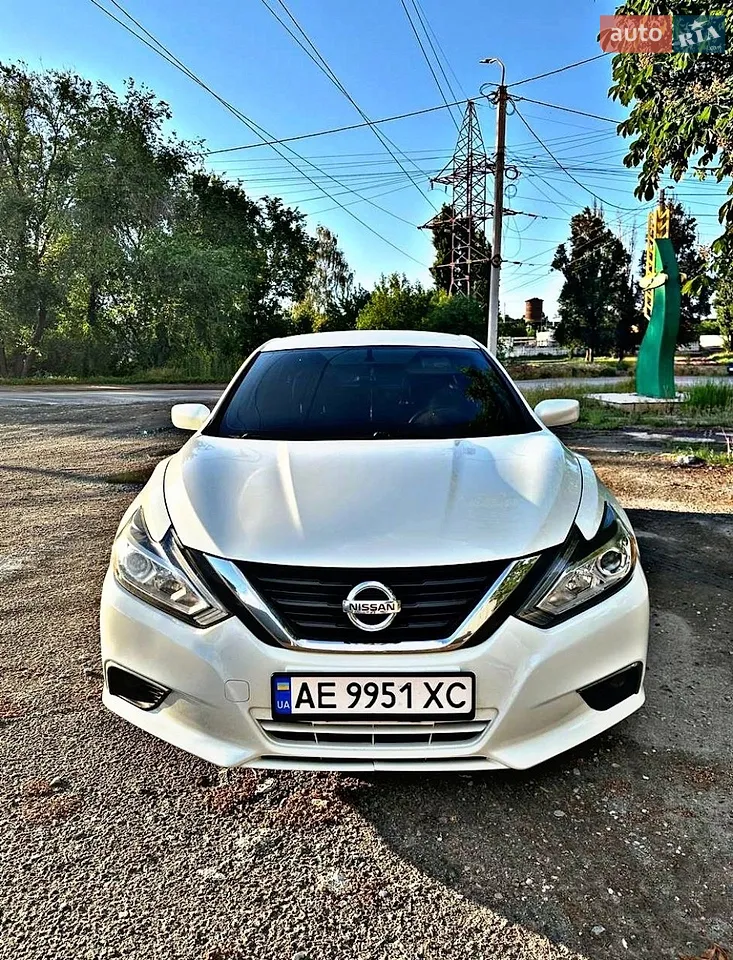 2017 Nissan Altima - мініатюра 21