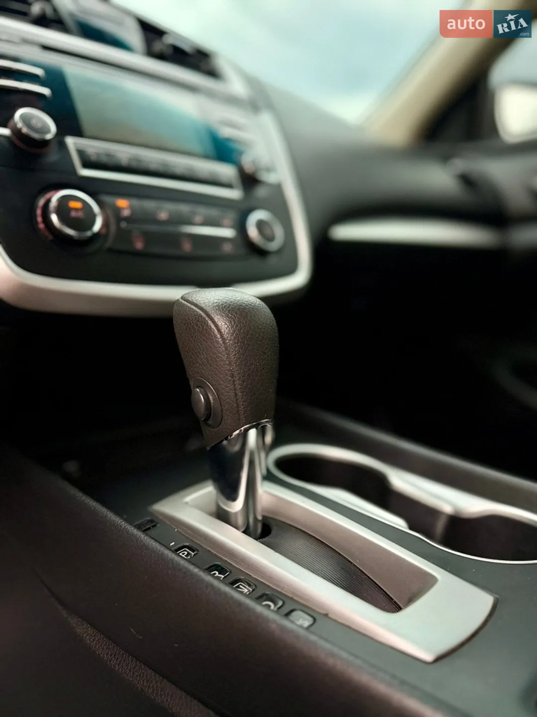 2015 Nissan Altima - мініатюра 18