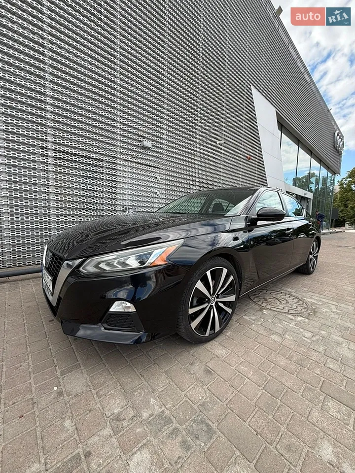 2018 Nissan Altima - мініатюра 13