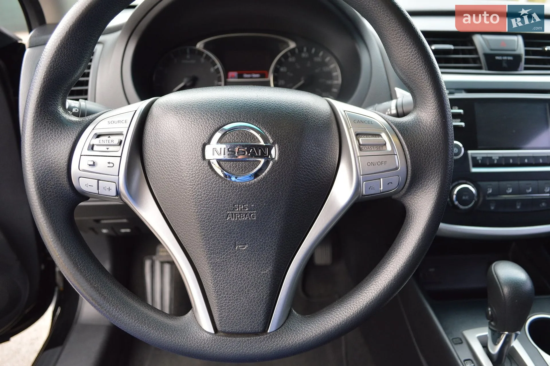 2015 Nissan Altima - мініатюра 25