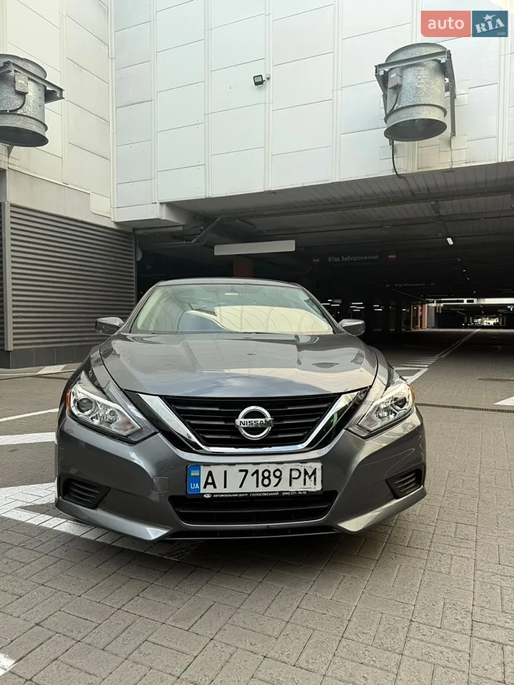 2019 Nissan Altima - мініатюра 7