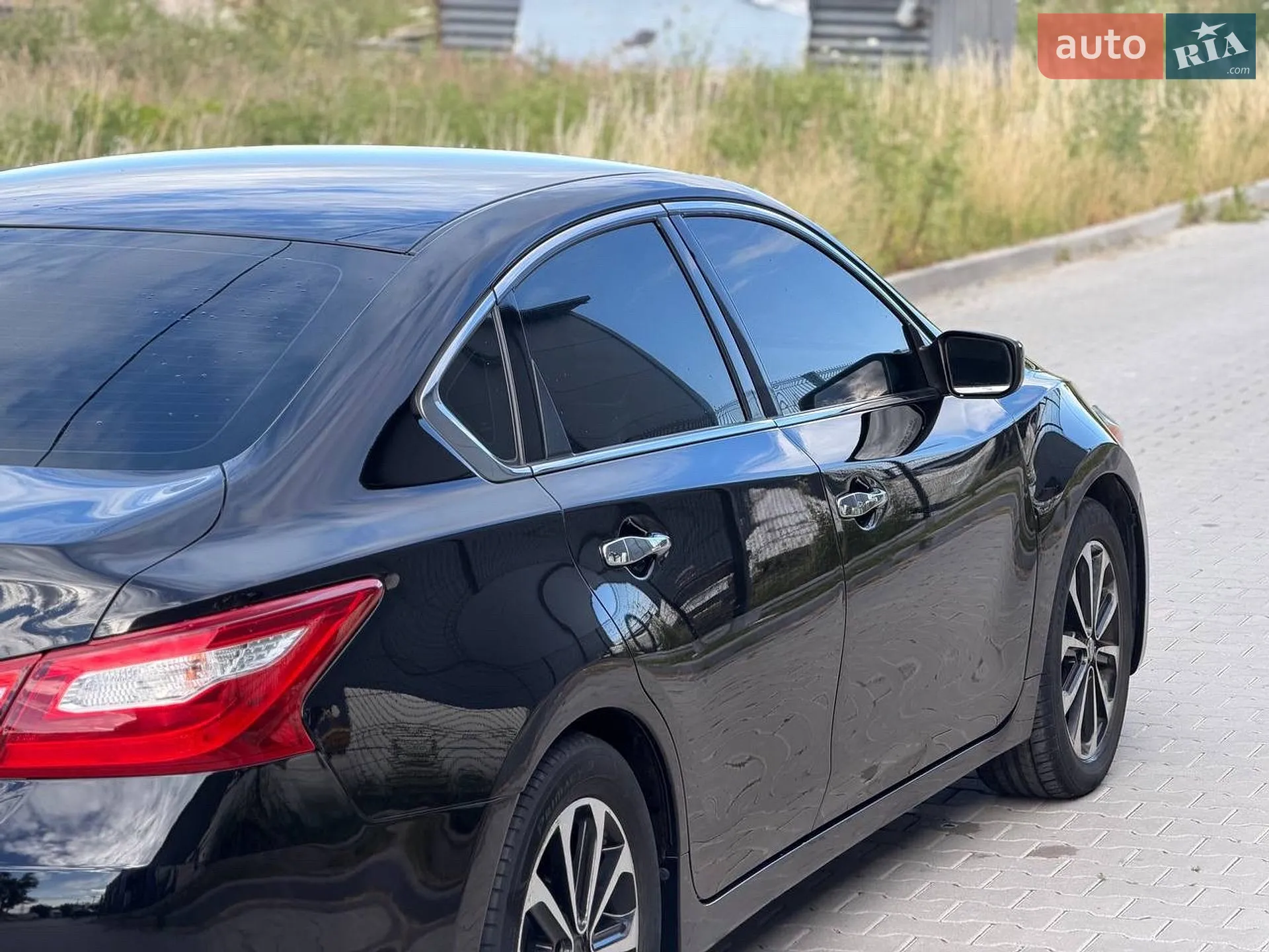 2016 Nissan Altima - мініатюра 15
