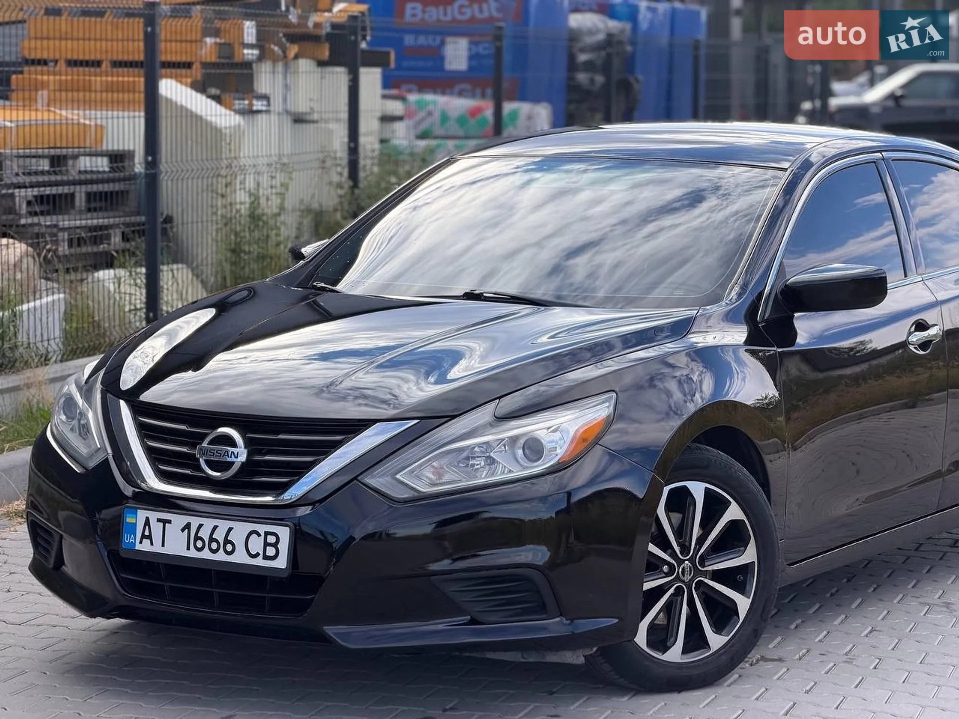 2016 Nissan Altima - мініатюра 2