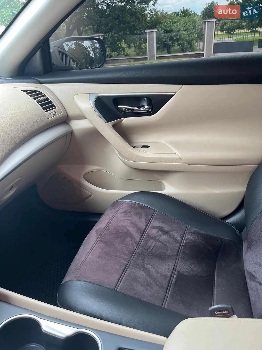 2016 Nissan Altima - мініатюра 9