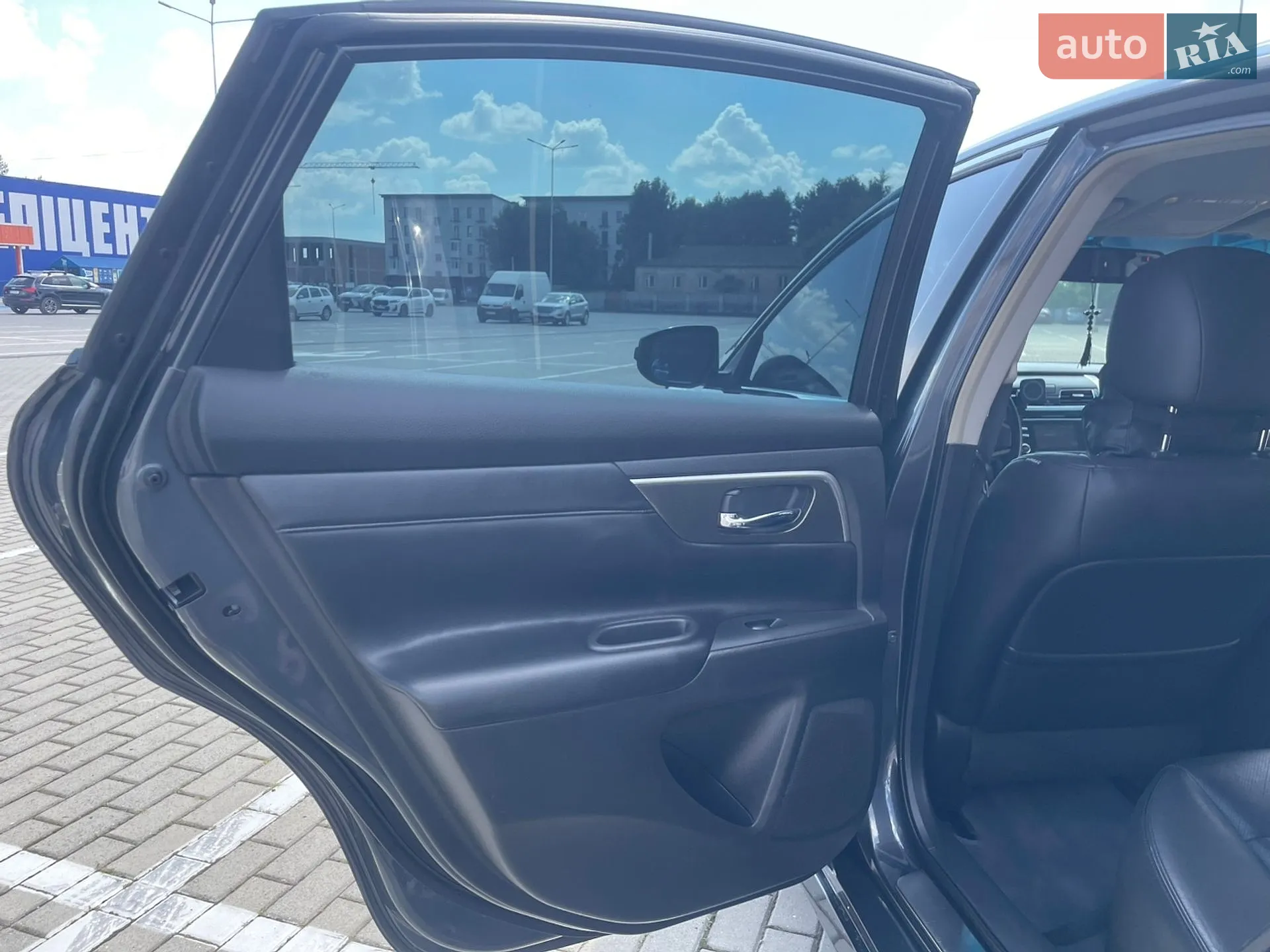2013 Nissan Altima - мініатюра 20