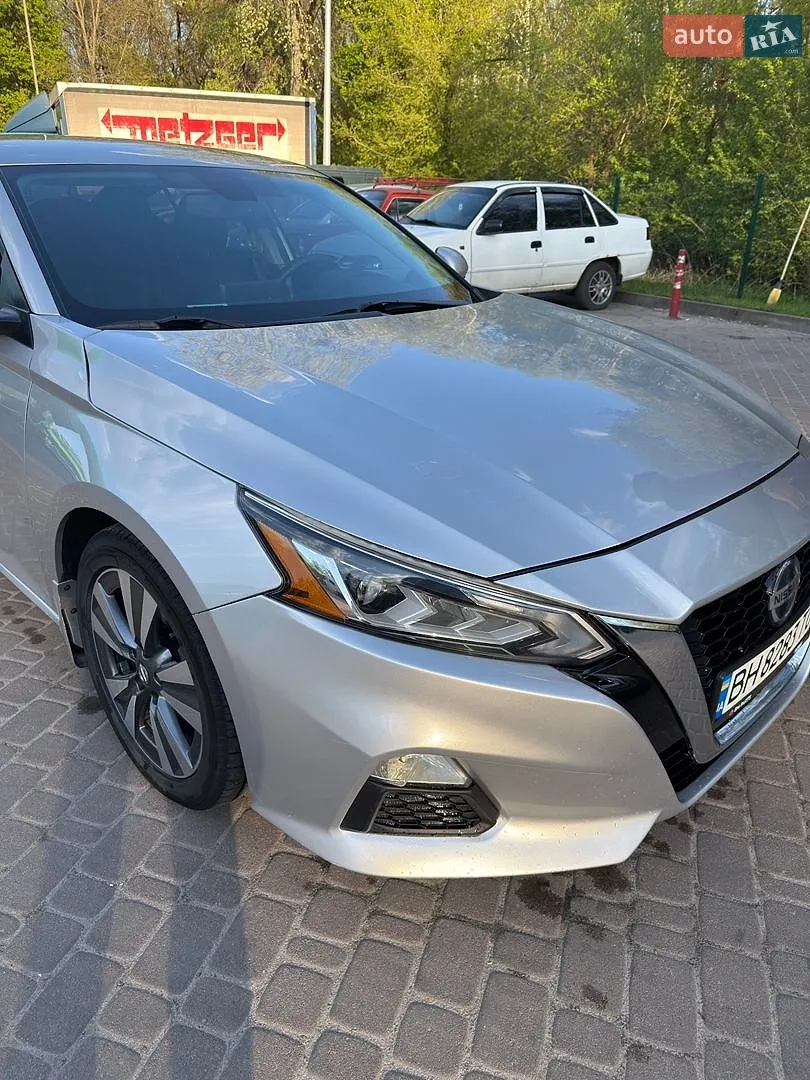 2020 Nissan Altima - мініатюра 3
