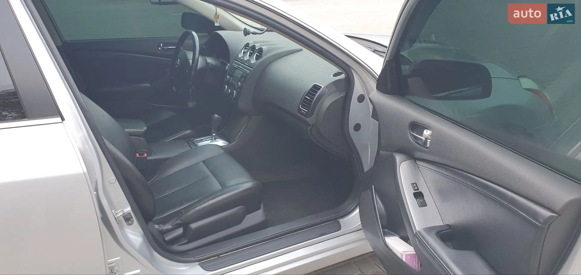 2011 Nissan Altima - мініатюра 8