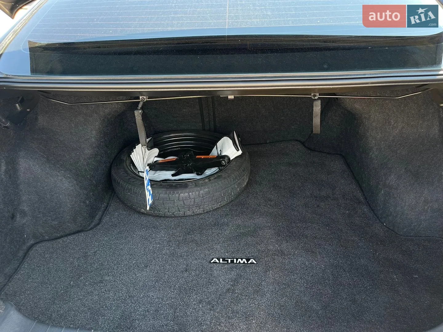 2015 Nissan Altima - мініатюра 16