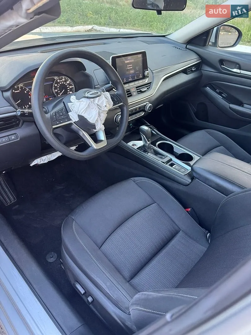 2023 Nissan Altima - мініатюра 18