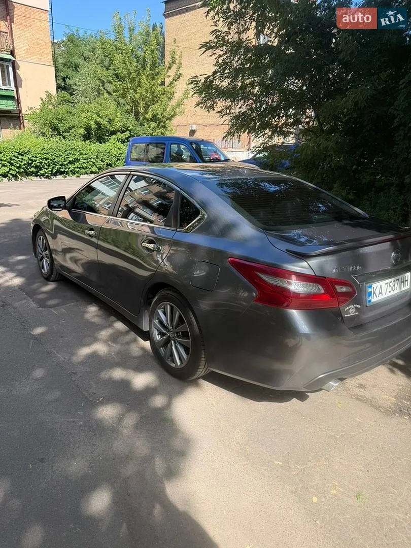 2018 Nissan Altima - мініатюра 6