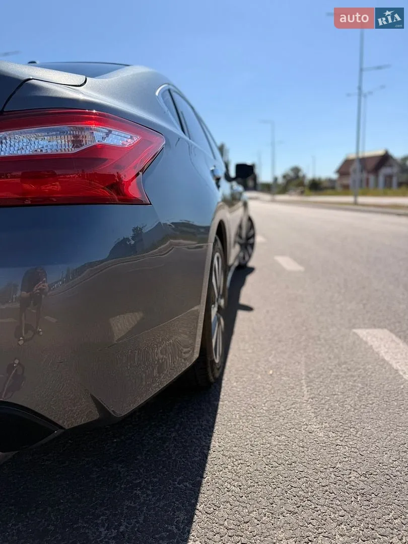 2017 Nissan Altima - мініатюра 7