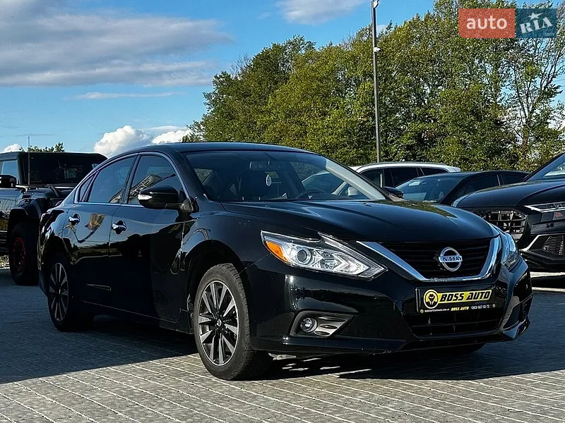 Nissan Altima