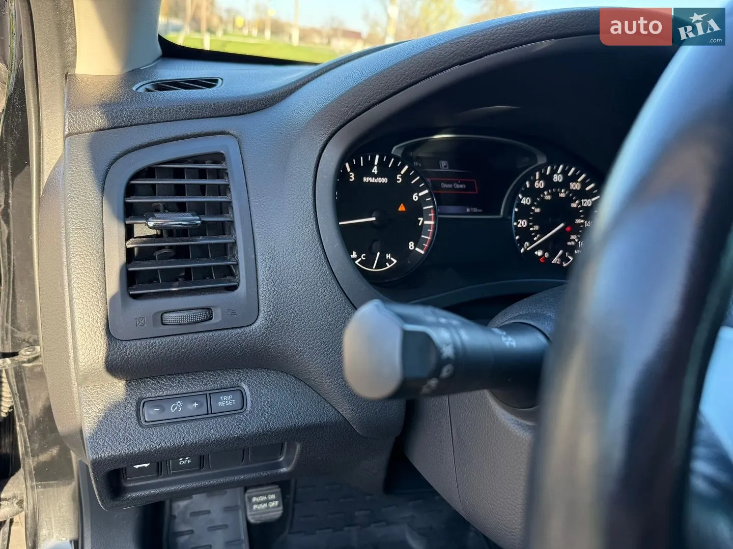 2015 Nissan Altima - мініатюра 19