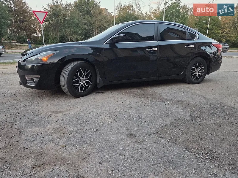 Nissan Altima