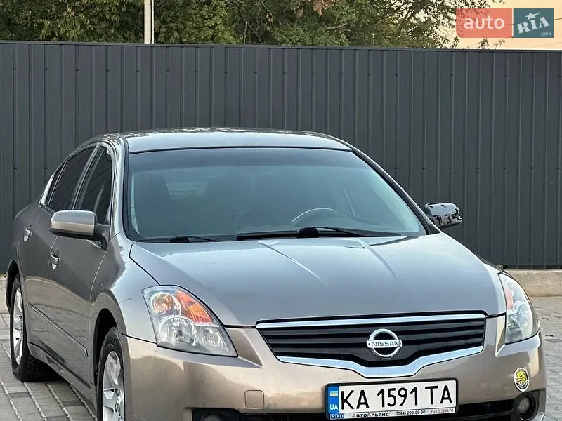 Nissan Altima 2008