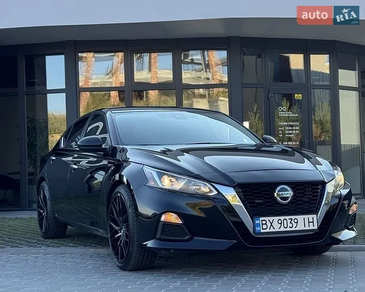 Nissan Altima