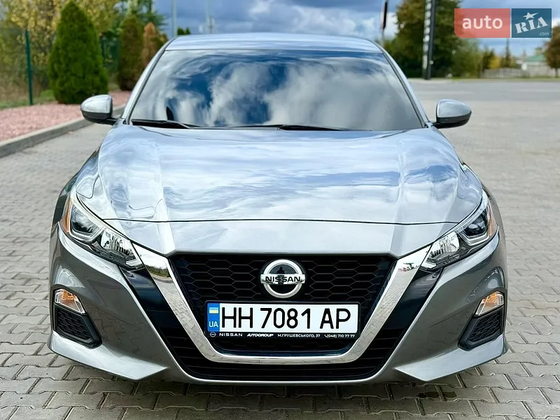 Nissan Altima