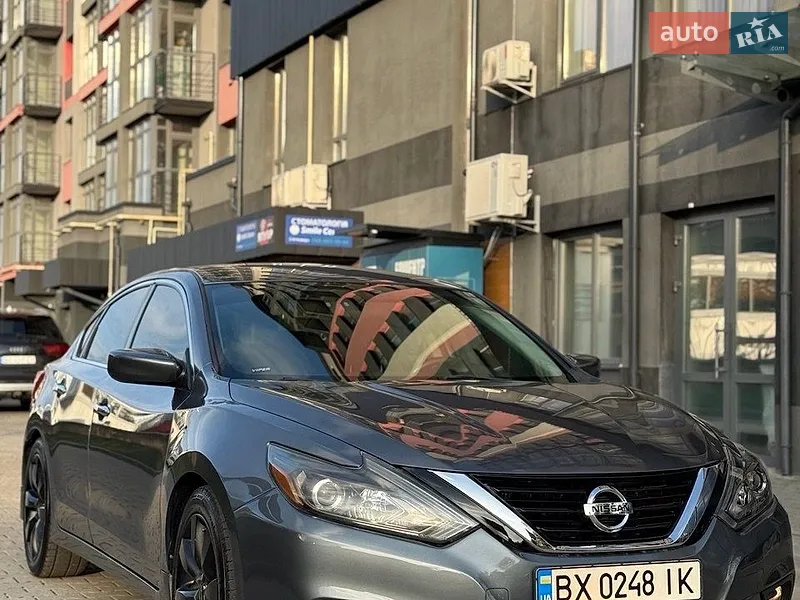 Nissan Altima