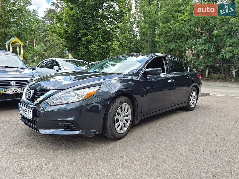 Nissan Altima