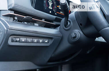 Внедорожник / Кроссовер Nissan Ariya 2023 в 