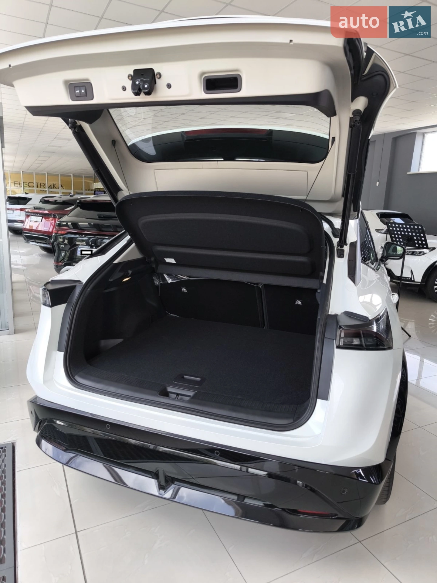2022 Nissan Ariya - мініатюра 2