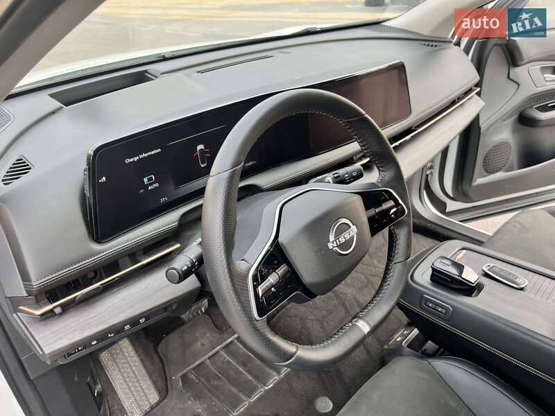 Позашляховик / Кросовер Nissan Ariya 2022 в Дніпрі