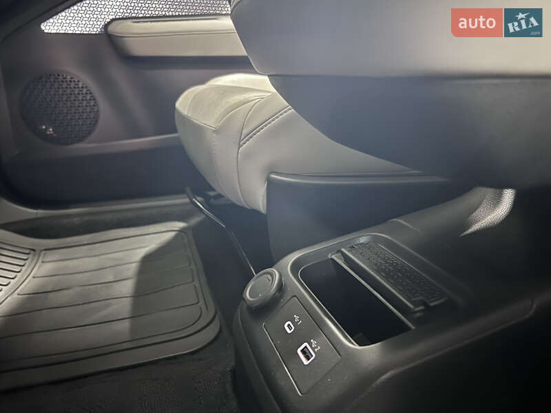 Внедорожник / Кроссовер Nissan Ariya 2022 в Виннице