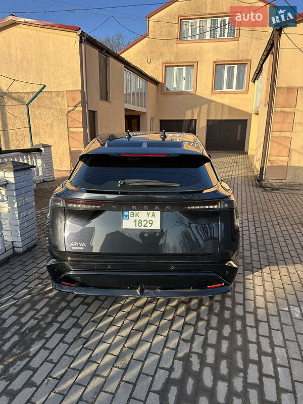Внедорожник / Кроссовер Nissan Ariya 2022 в Остроге