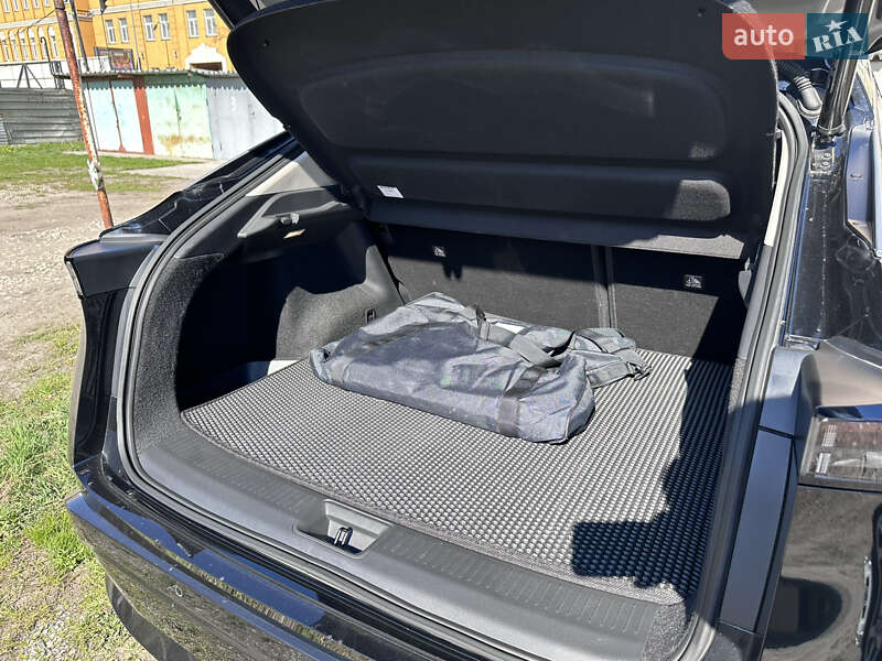 Внедорожник / Кроссовер Nissan Ariya 2022 в Киеве