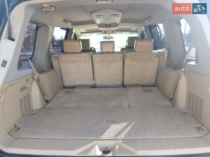 Внедорожник / Кроссовер Nissan Armada 2006 в Запорожье