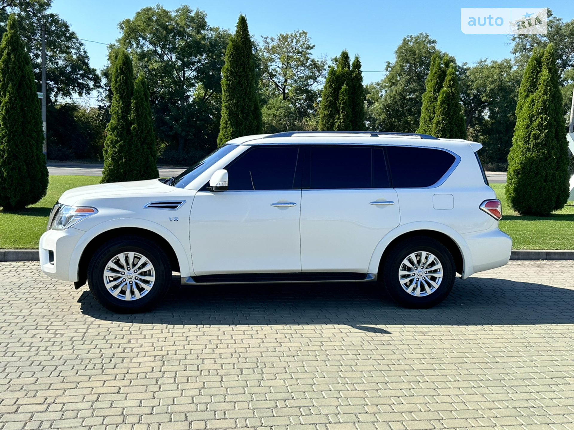 2018 Nissan Armada - фото 1
