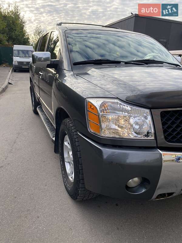 Внедорожник / Кроссовер Nissan Armada 2004 в Киеве