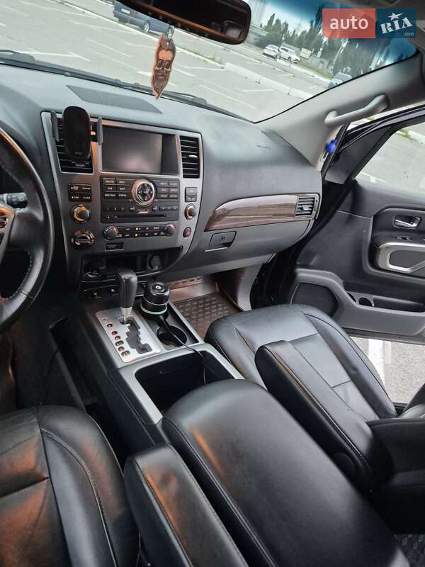 Внедорожник / Кроссовер Nissan Armada 2014 в Киеве