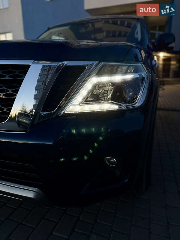 Позашляховик / Кросовер Nissan Armada 2018 в Львові