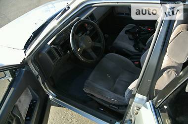 Хэтчбек Nissan Bluebird 1987 в Одессе