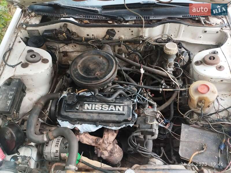 Седан Nissan Bluebird 1984 в Запоріжжі