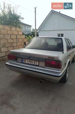 Седан Nissan Bluebird 1988 в Первомайске