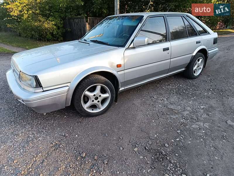 Универсал Nissan Bluebird 1989 в Малой Виске