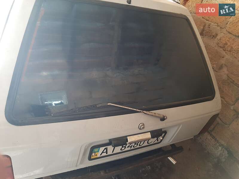 Универсал Nissan Bluebird 1987 в Белой Церкви