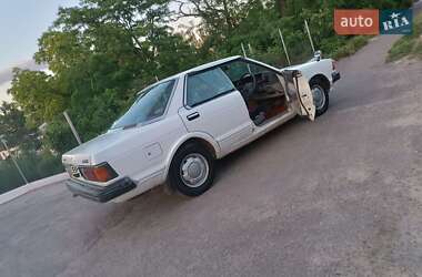 Седан Nissan Bluebird 1983 в Одесі