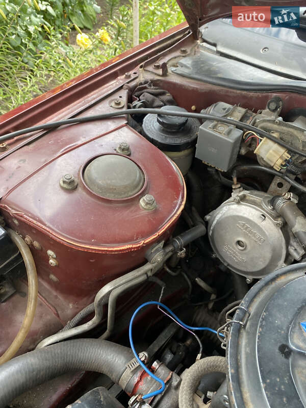 Седан Nissan Bluebird 1986 в Врадіївці