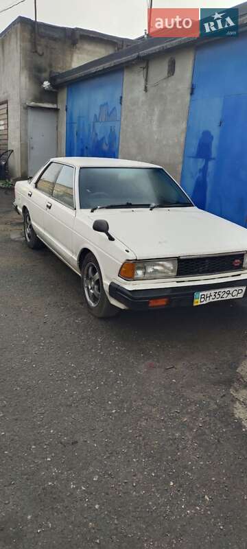Седан Nissan Bluebird 1984 в Одессе