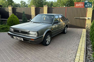 Універсал Nissan Bluebird 1990 в Вінниці