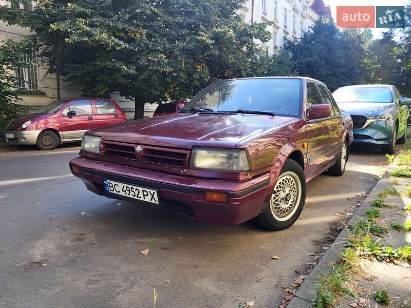 Nissan Bluebird 1990