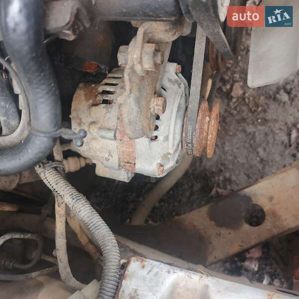 Седан Nissan Bluebird 1981 в Виннице