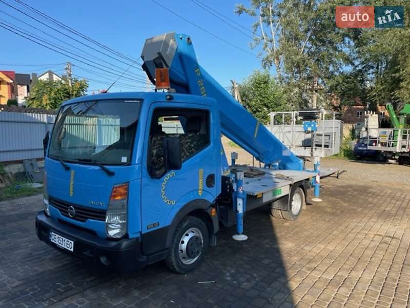 Автовишка Nissan Cabstar 2012 в Чернівцях