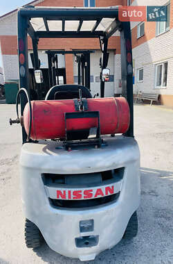 Вилочний навантажувач Nissan CL 2010 в 