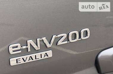 Мінівен Nissan e-NV200 2015 в 